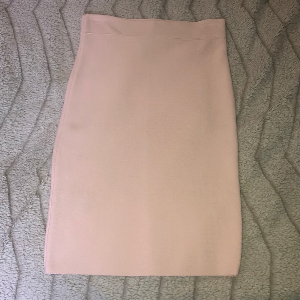 Light pink skirt ! BCBG size small